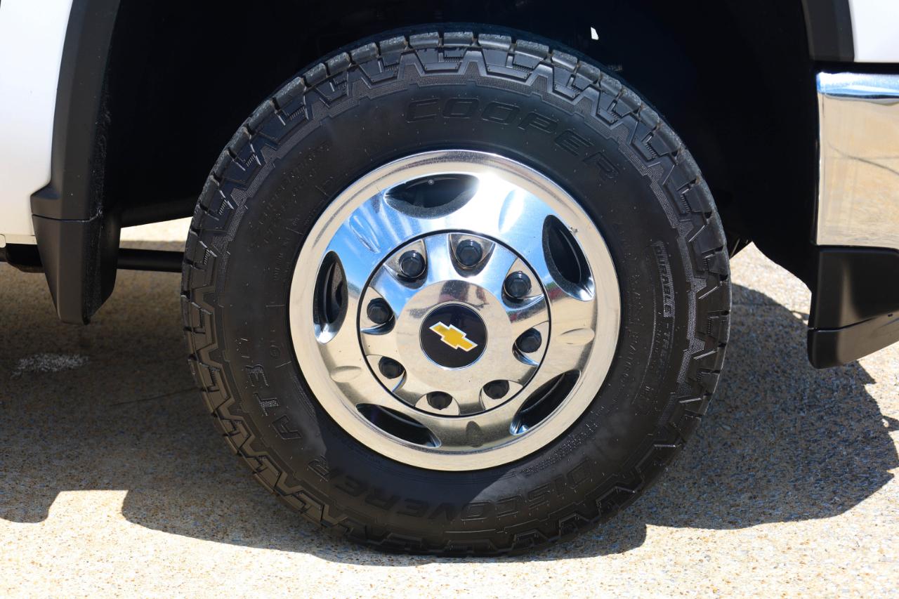Chevrolet Silverado 3500HD 2WD Reg Cab 142" LT 2022