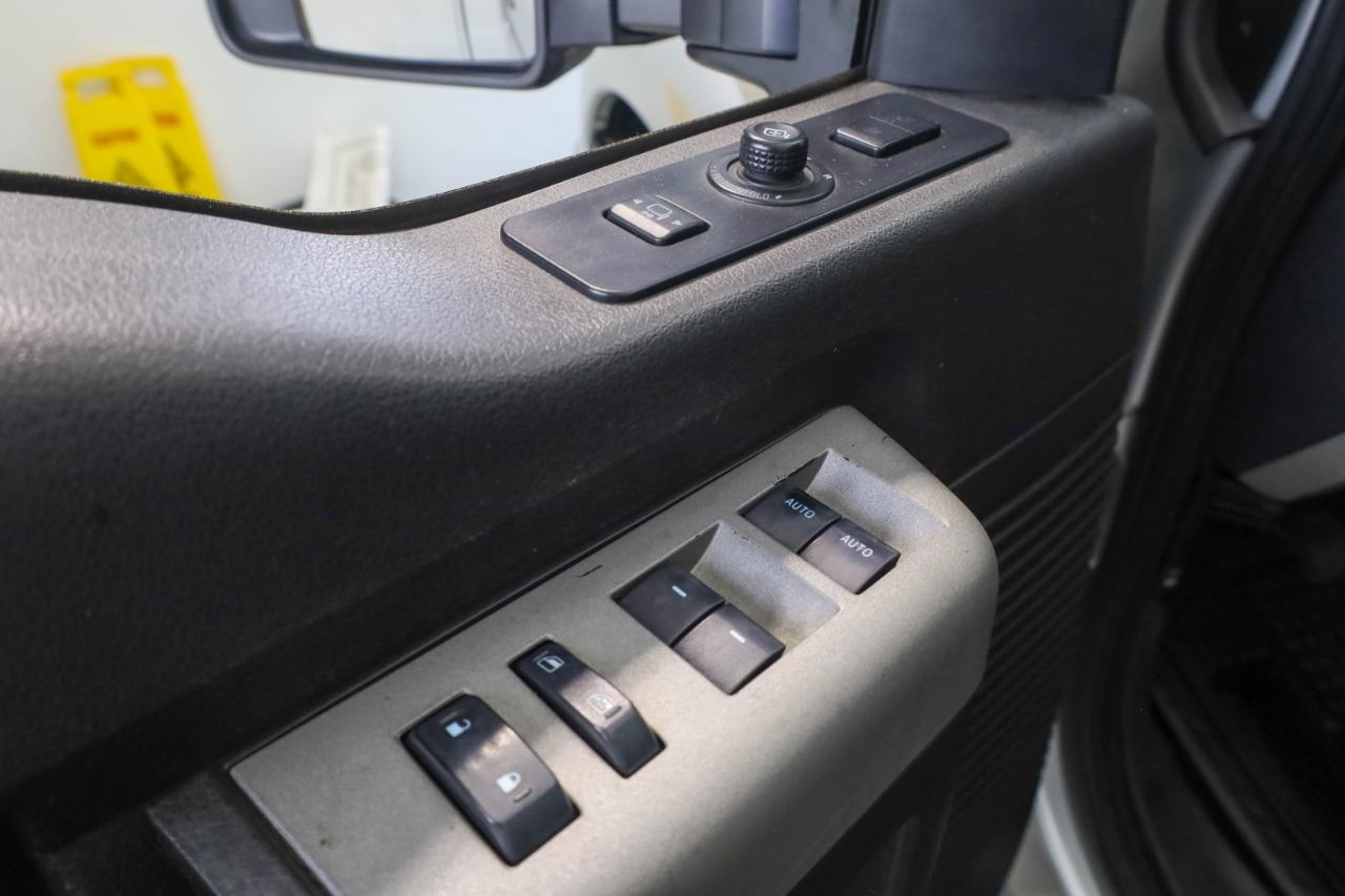 Ford Super Duty F-350 SRW 4WD Crew Cab 172" Lariat 2016