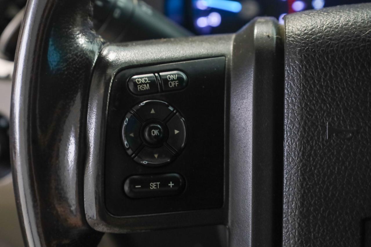 Ford Super Duty F-350 SRW 4WD Crew Cab 172" Lariat 2016