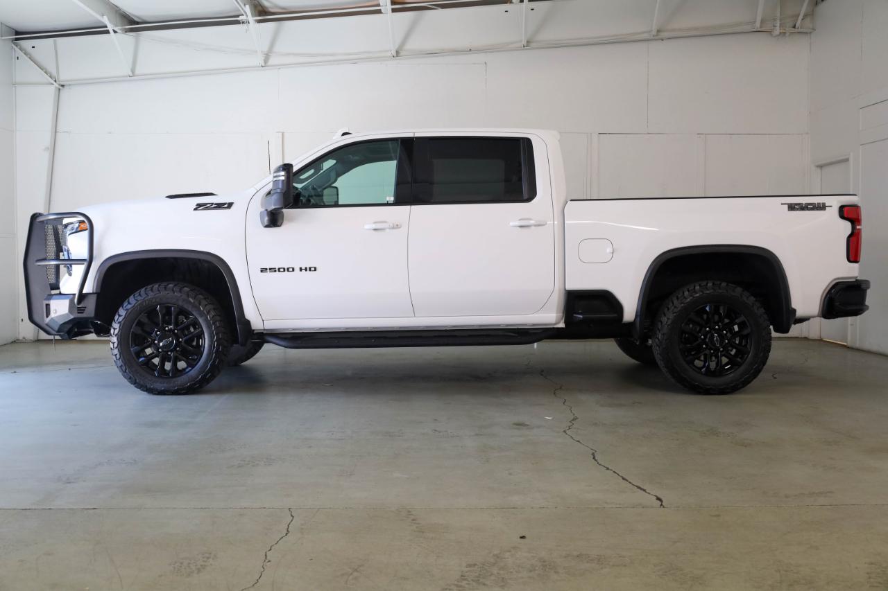 Chevrolet Silverado 2500HD 4WD Crew Cab 159" LTZ 2025