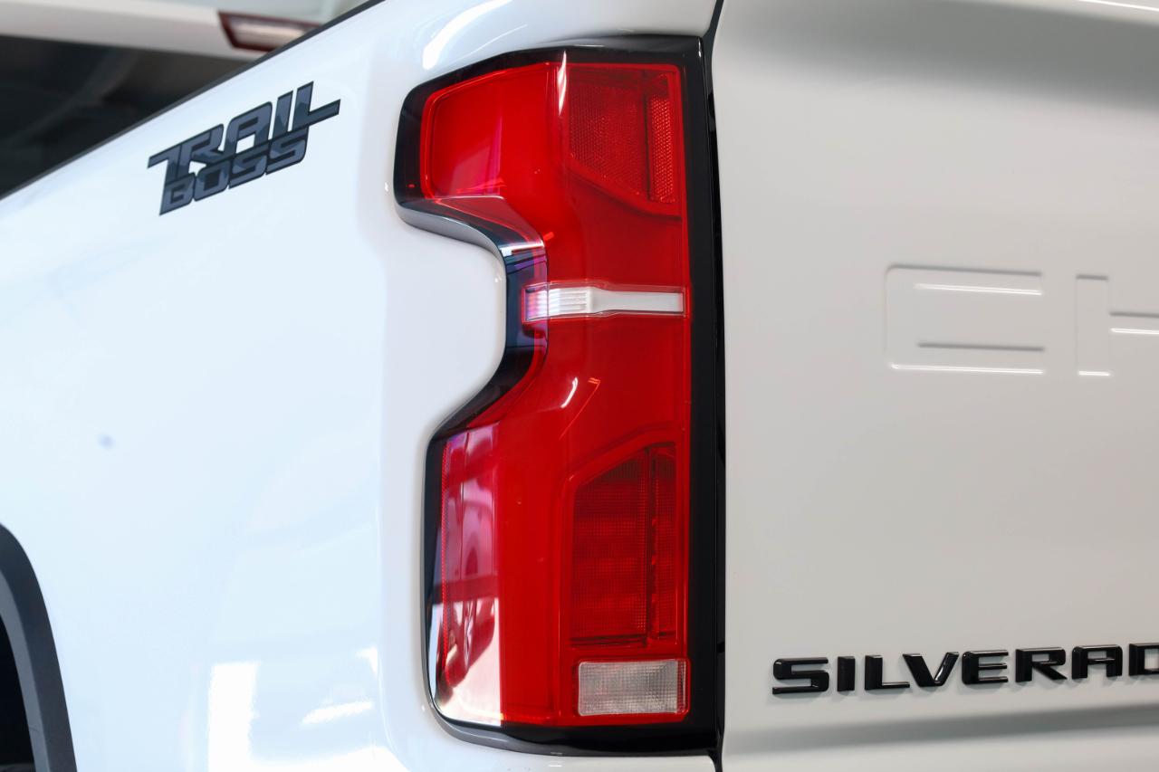 Chevrolet Silverado 2500HD 4WD Crew Cab 159" LTZ 2025