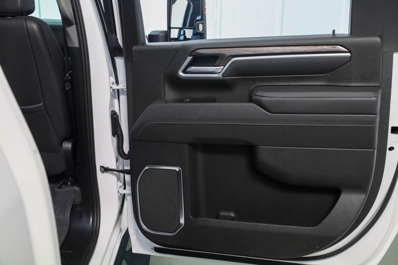 Chevrolet Silverado 2500HD 4WD Crew Cab 159" LTZ 2025