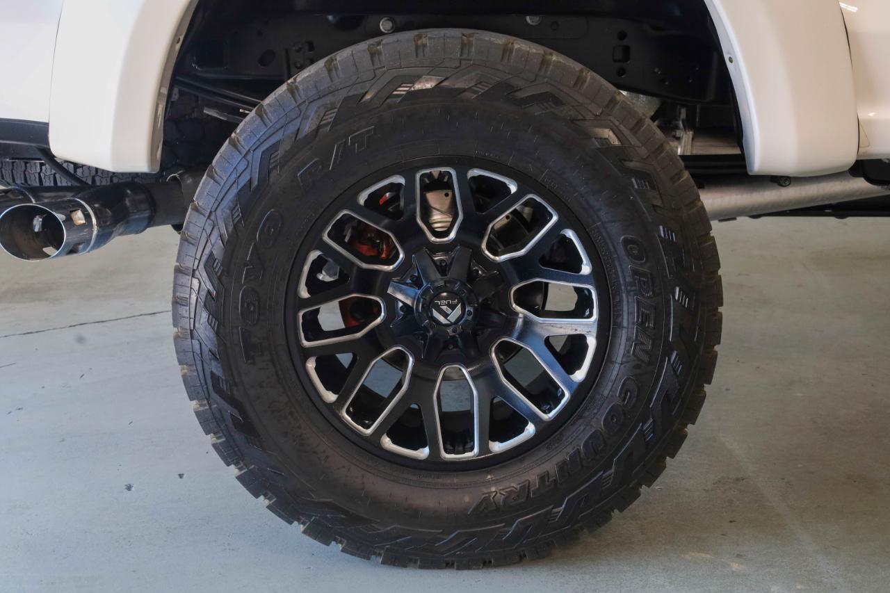 Ford Super Duty F-250 SRW Platinum 4WD Crew Cab 8' Box 2017