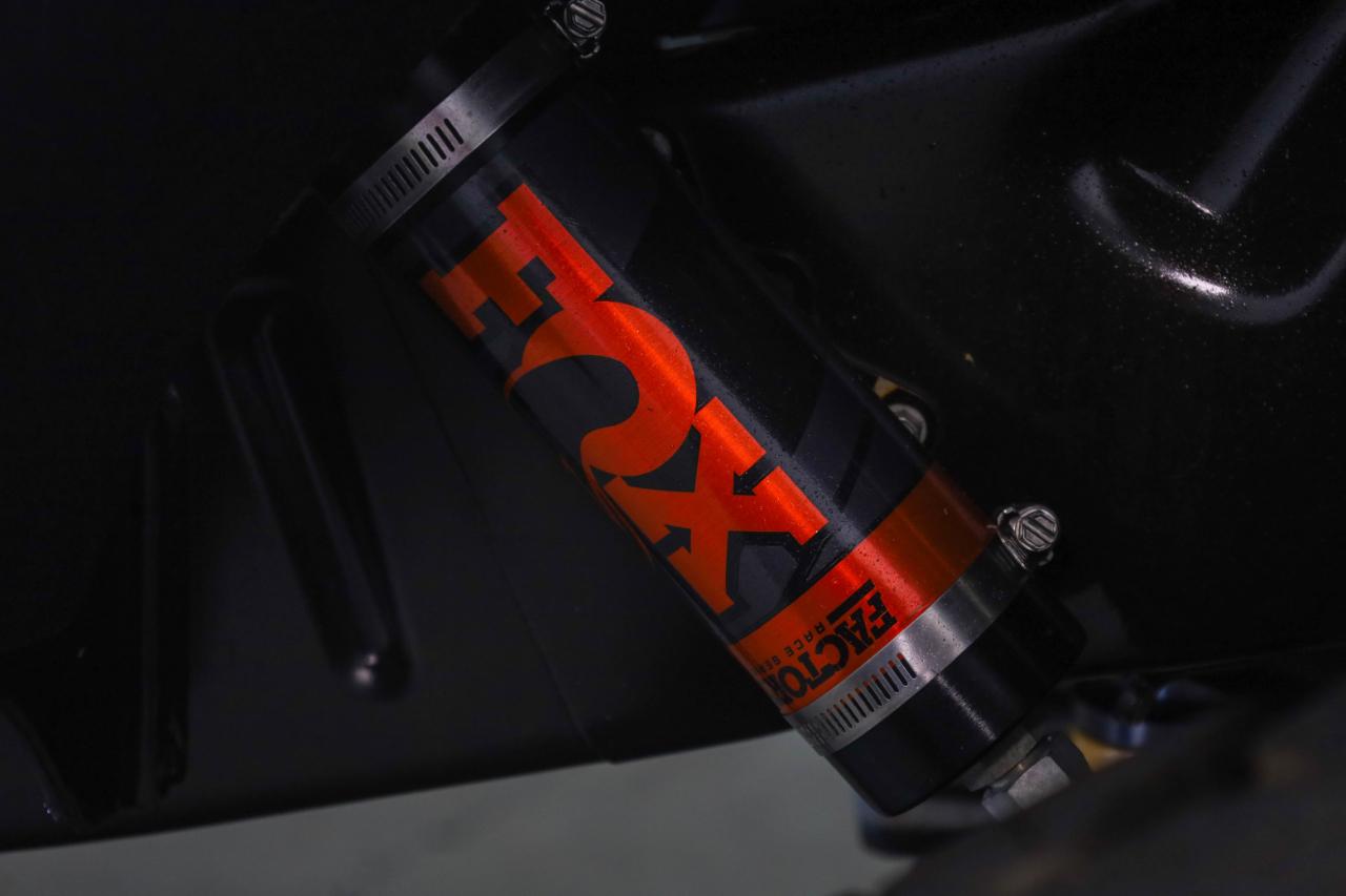 Ford Super Duty F-250 SRW Platinum 4WD Crew Cab 8' Box 2017