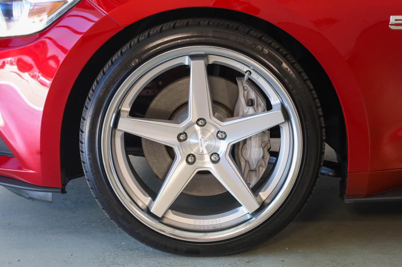 Ford Mustang GT Fastback 2017