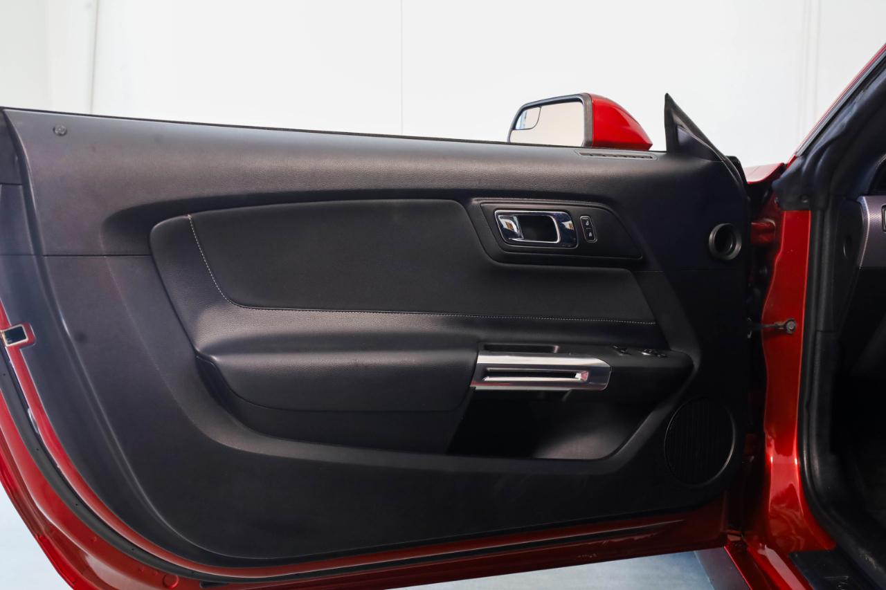 Ford Mustang GT Fastback 2017