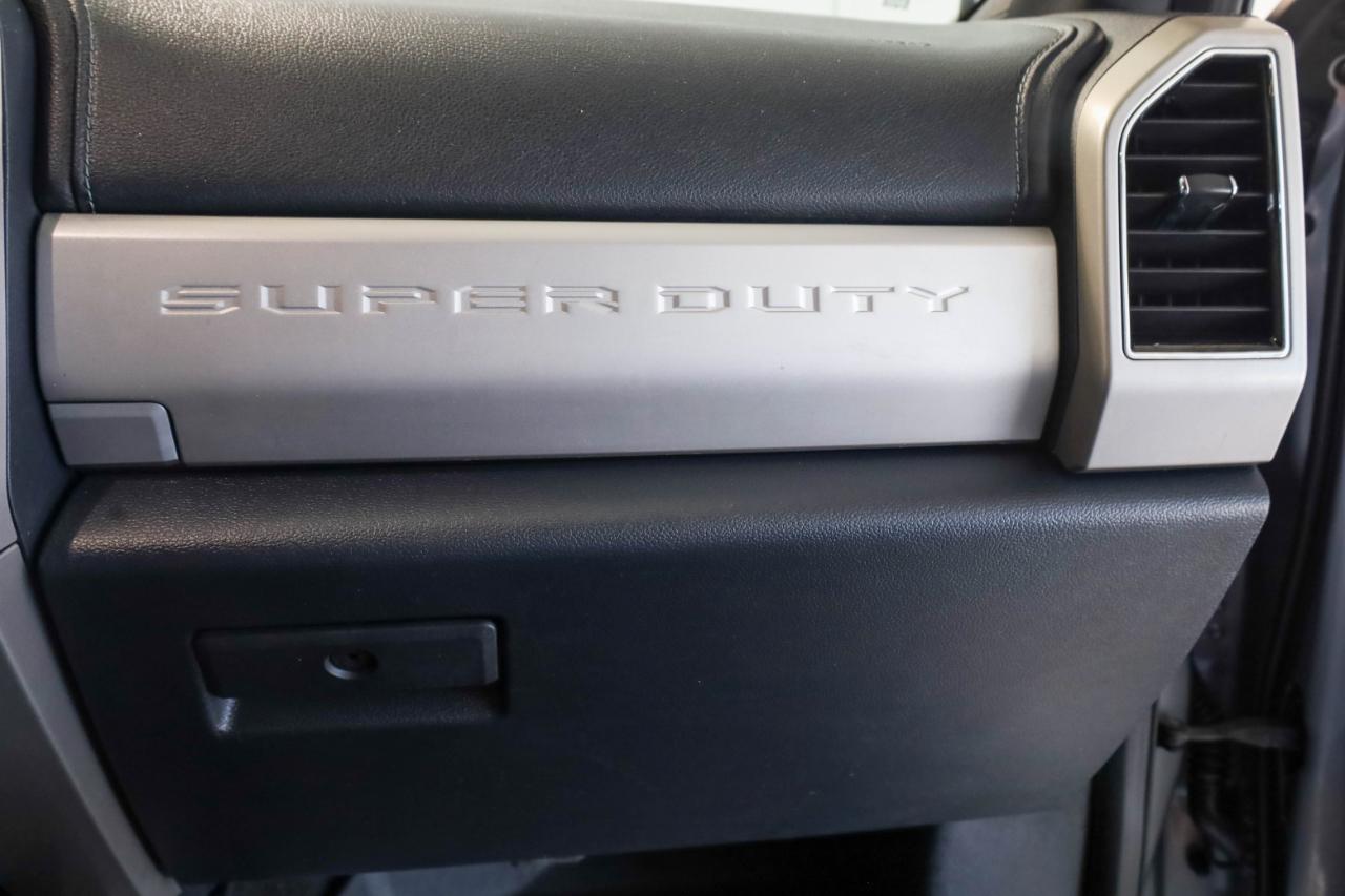 Ford Super Duty F-250 SRW King Ranch 4WD Crew Cab 8' Box 2022