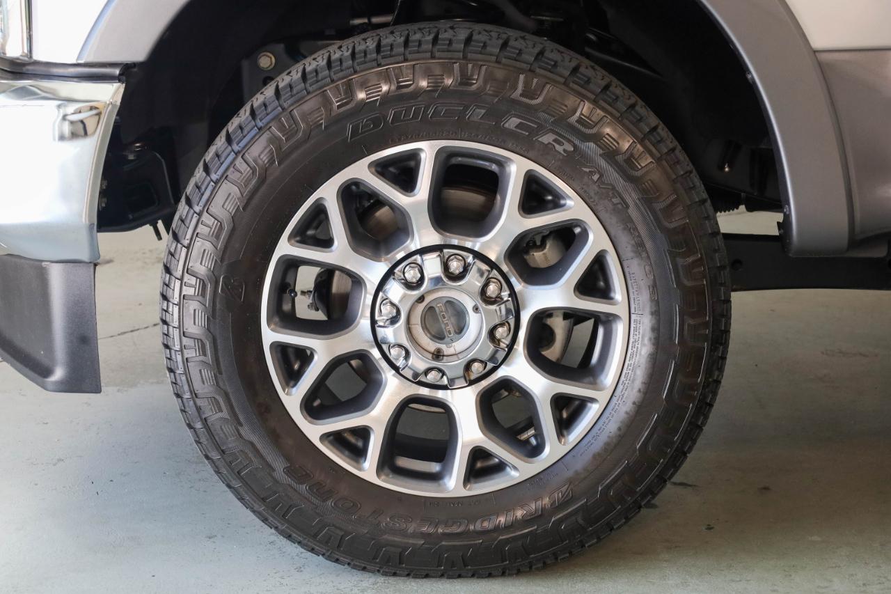 Ford Super Duty F-250 SRW King Ranch 4WD Crew Cab 8' Box 2022