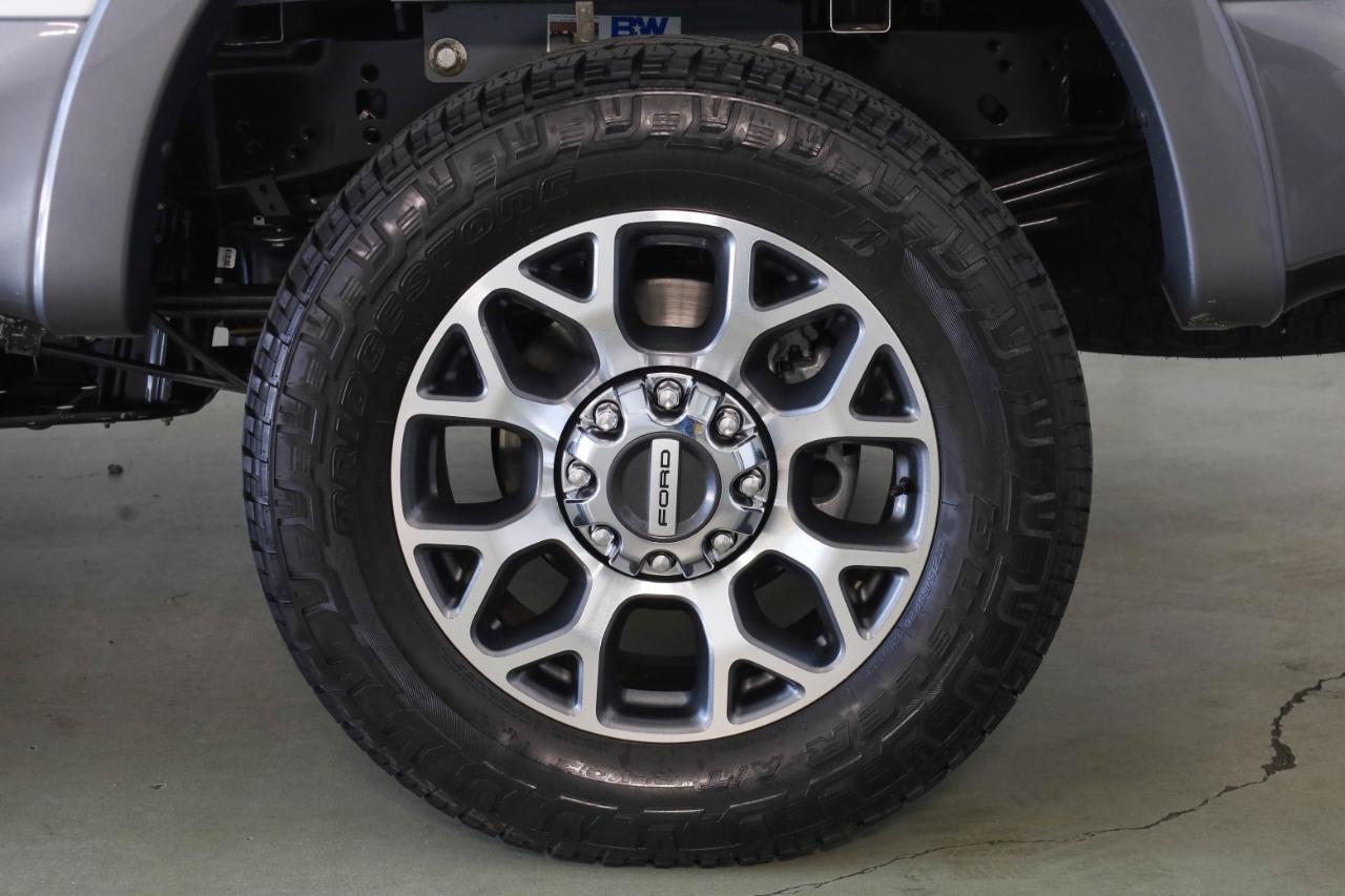 Ford Super Duty F-250 SRW King Ranch 4WD Crew Cab 8' Box 2022