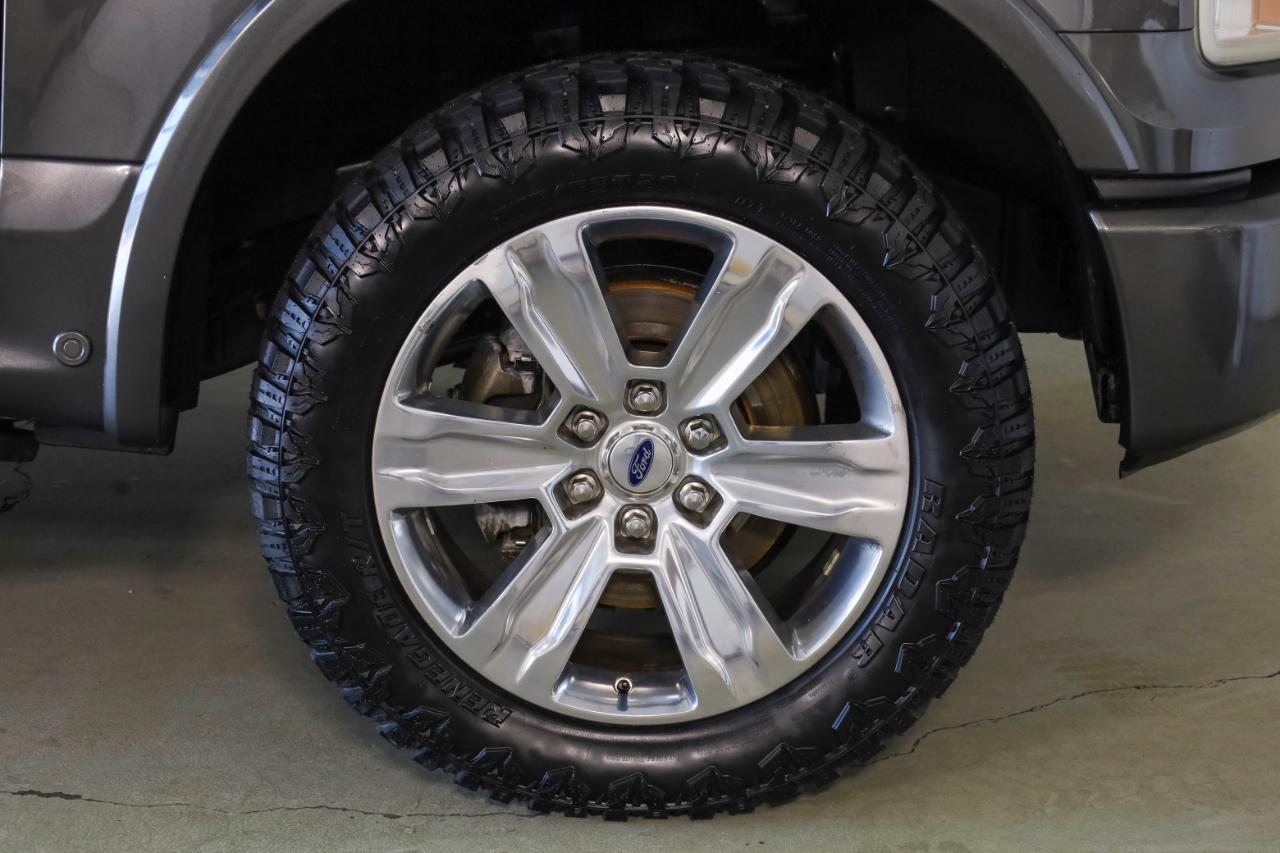 Ford F-150 4WD SuperCrew 145" Platinum 2015