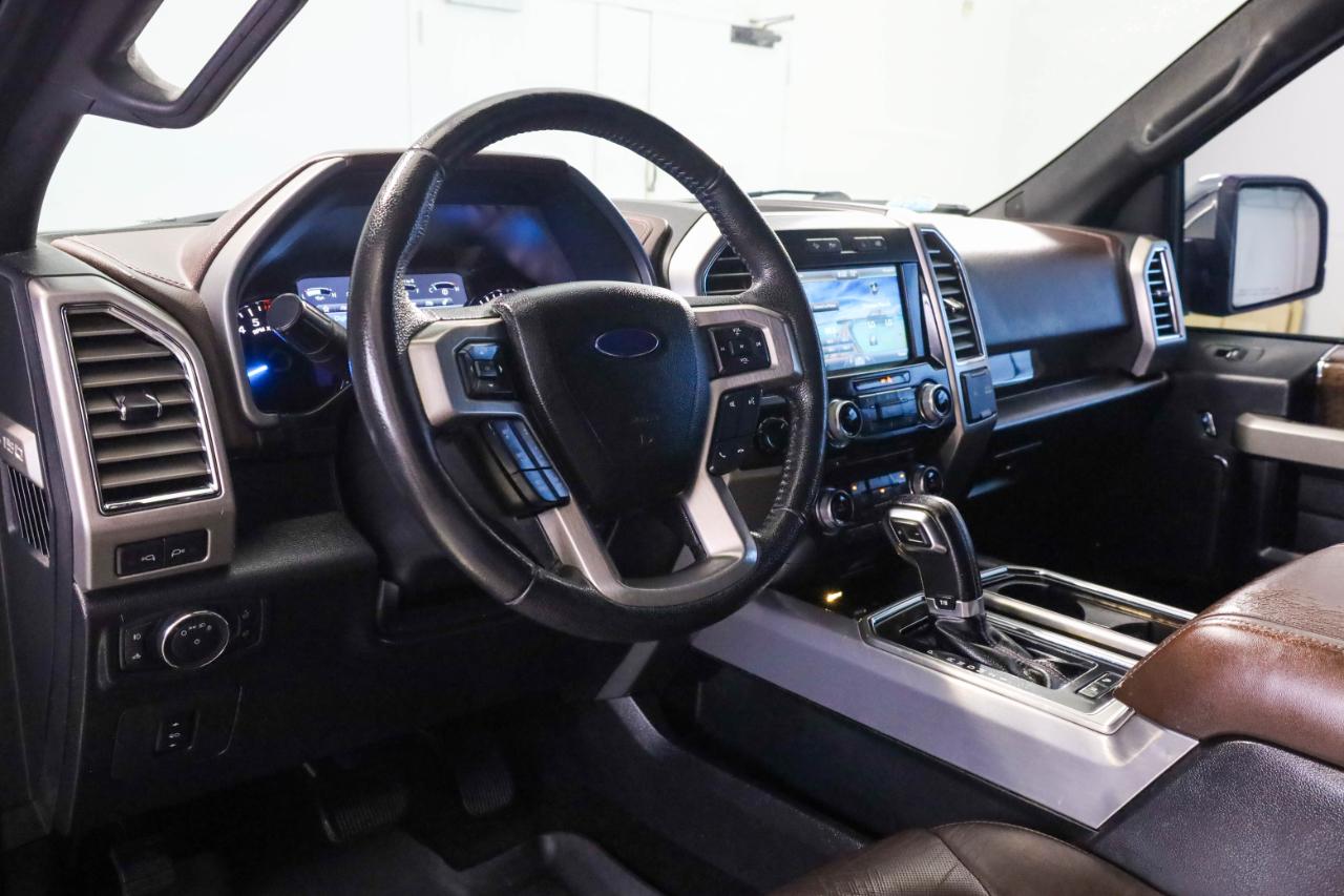 Ford F-150 4WD SuperCrew 145" Platinum 2015
