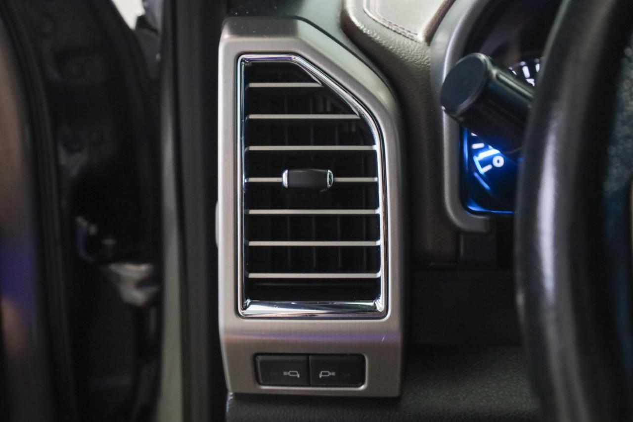 Ford F-150 4WD SuperCrew 145" Platinum 2015