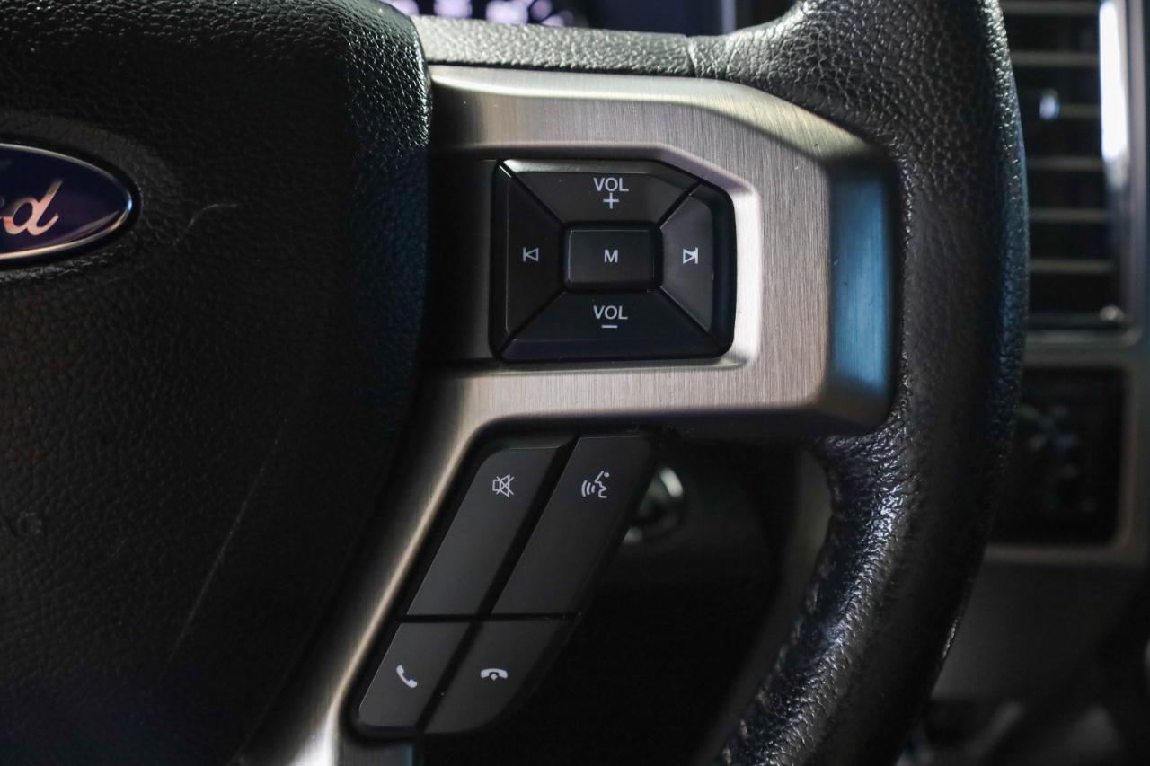 Ford F-150 4WD SuperCrew 145" Platinum 2015