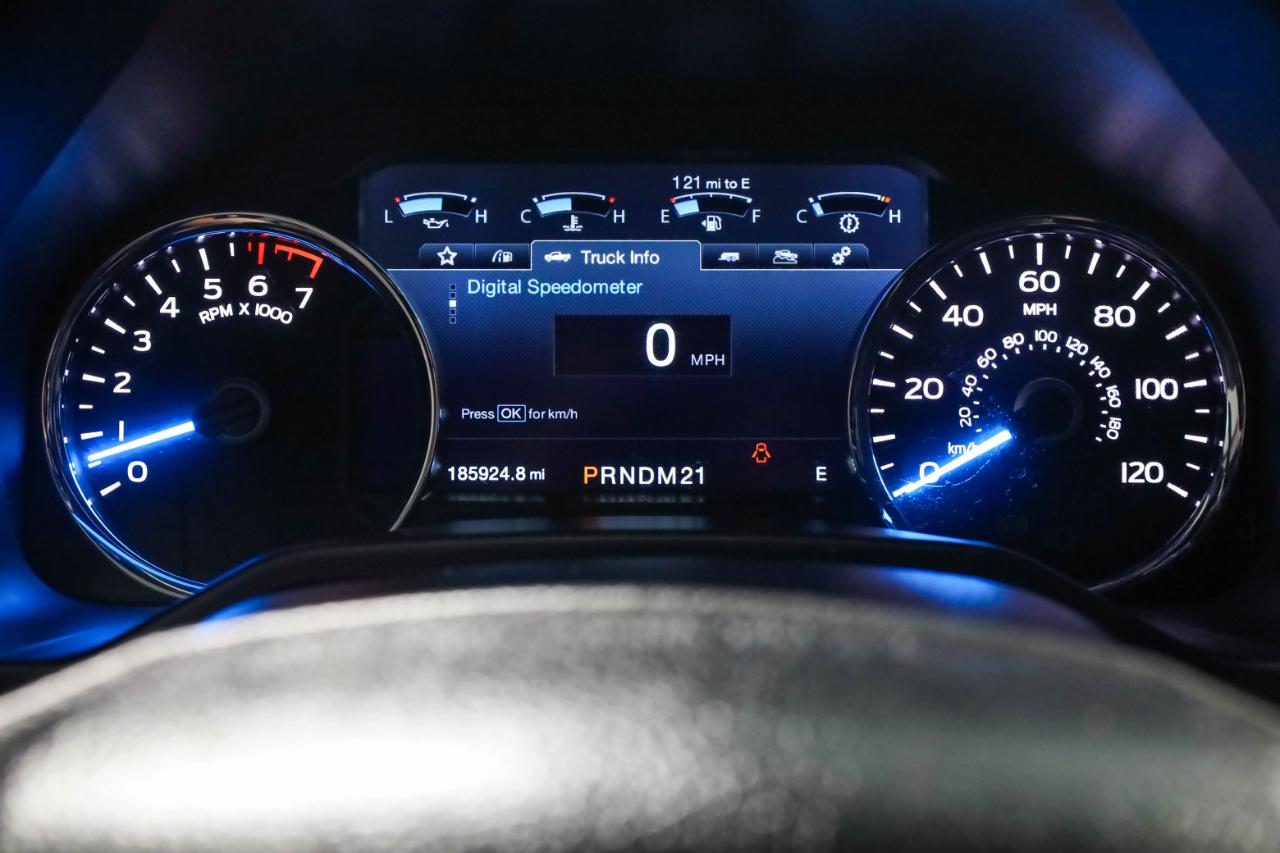 Ford F-150 4WD SuperCrew 145" Platinum 2015