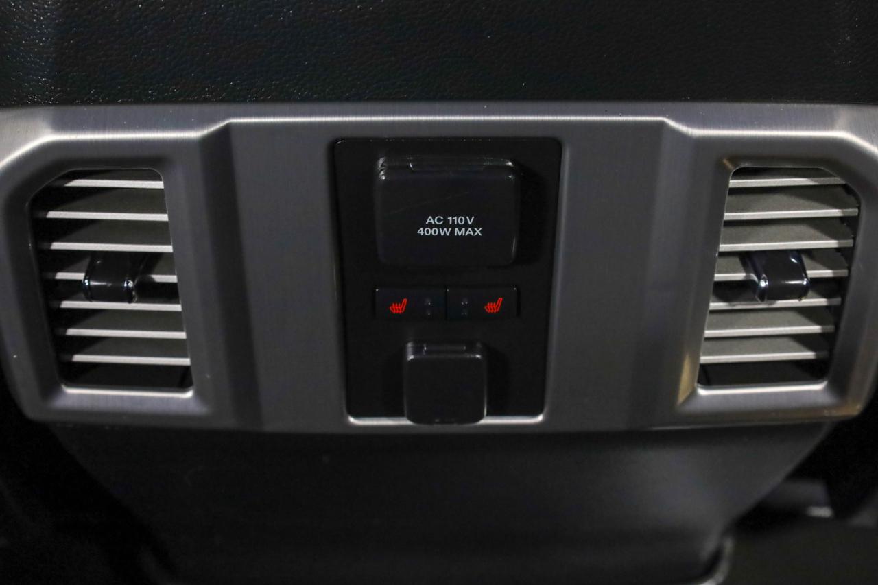 Ford F-150 4WD SuperCrew 145" Platinum 2015
