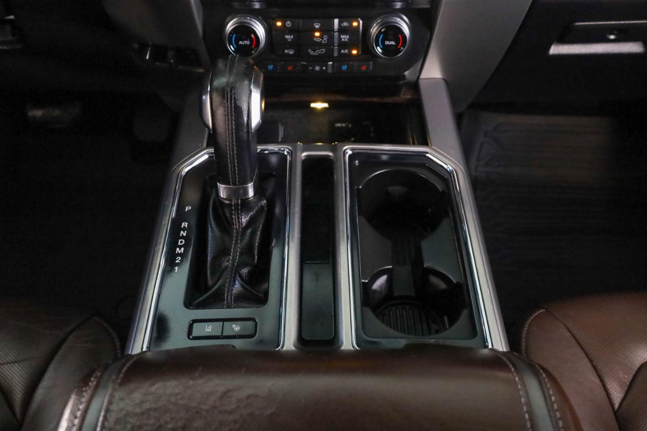 Ford F-150 4WD SuperCrew 145" Platinum 2015