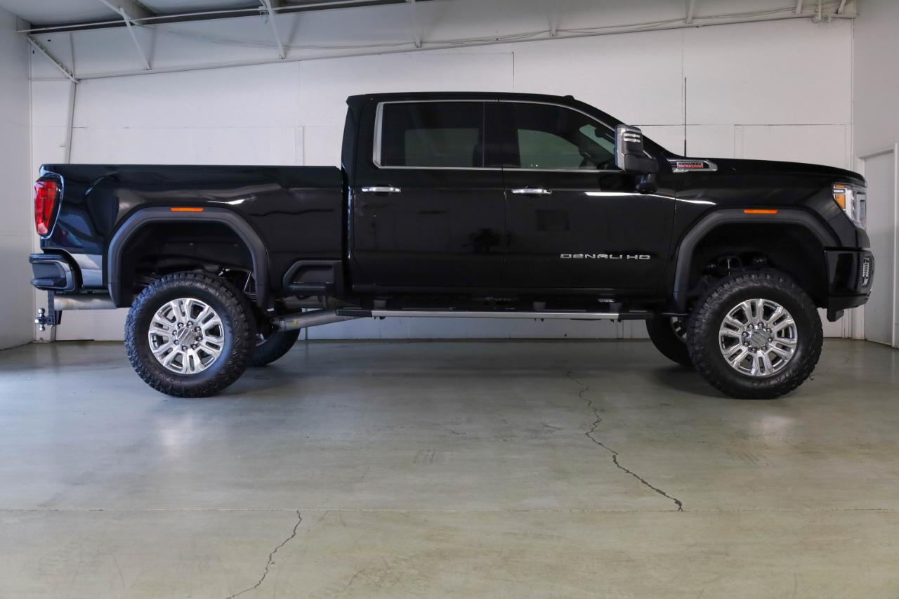 GMC Sierra 2500HD 4WD Crew Cab 159" Denali 2022
