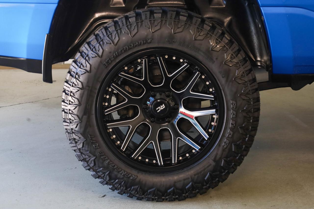 RAM 1500 Big Horn 4x4 Crew Cab 5'7" Box 2022