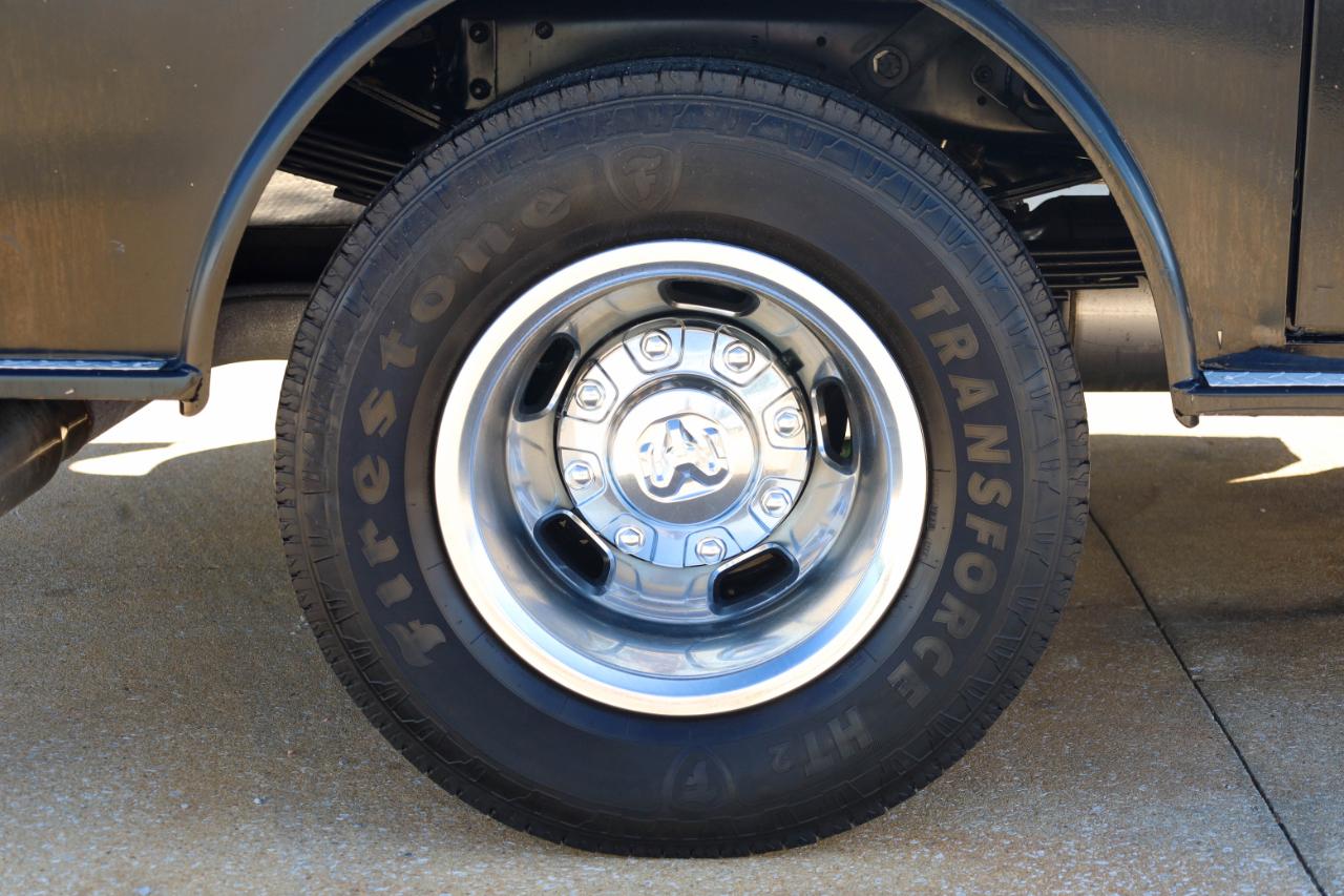 RAM 3500 Chassis Cab Tradesman 4WD Crew Cab 60" CA 172.4" WB 2021