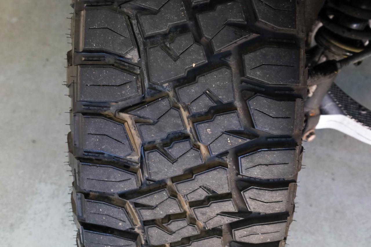 RAM 1500 Laramie 4x4 Crew Cab 5'7" Box 2022