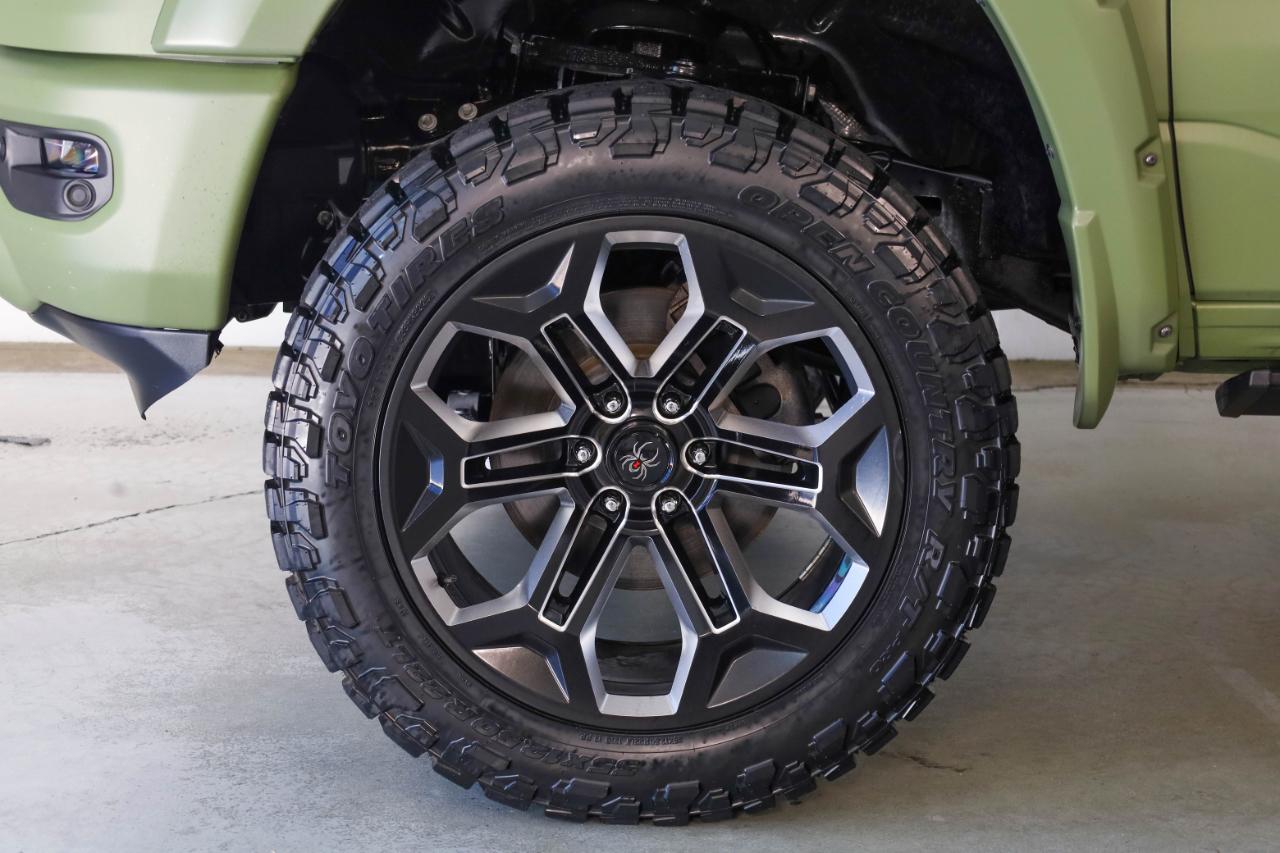 RAM 1500 Laramie 4x4 Crew Cab 5'7" Box 2022