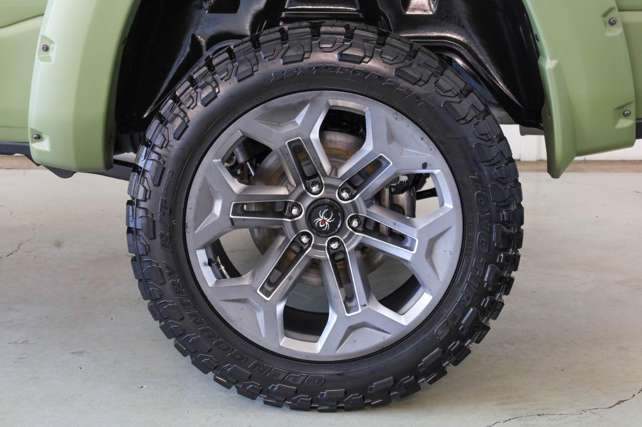 RAM 1500 Laramie 4x4 Crew Cab 5'7" Box 2022