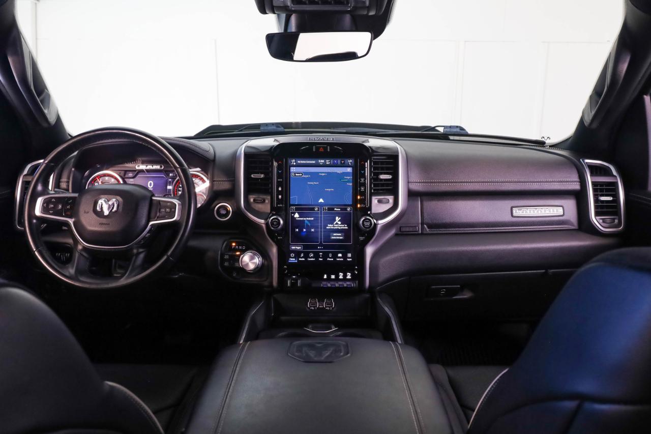 RAM 1500 Laramie 4x4 Crew Cab 5'7" Box 2022