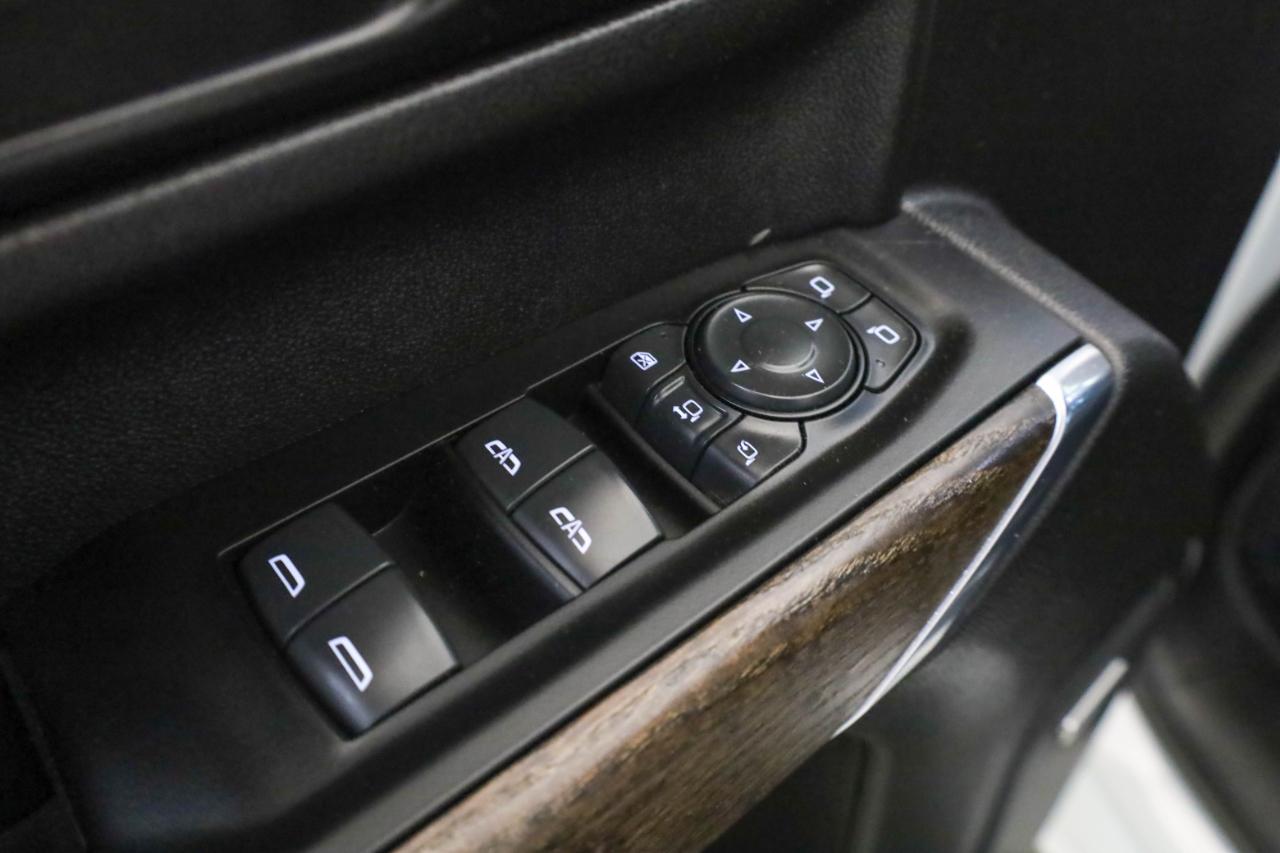 GMC Sierra 2500HD 4WD Crew Cab 159" Denali 2022
