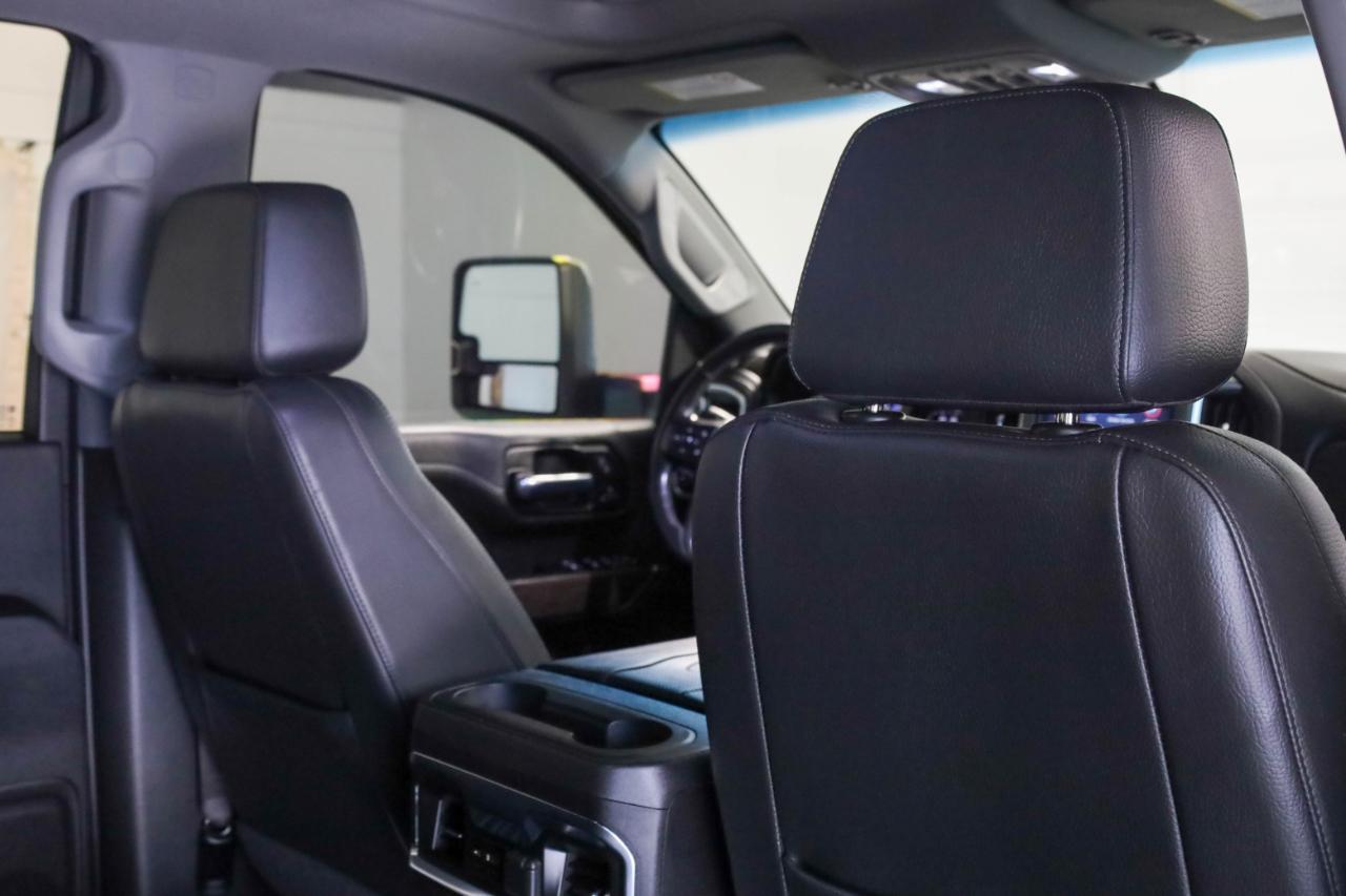 GMC Sierra 2500HD 4WD Crew Cab 159" Denali 2022