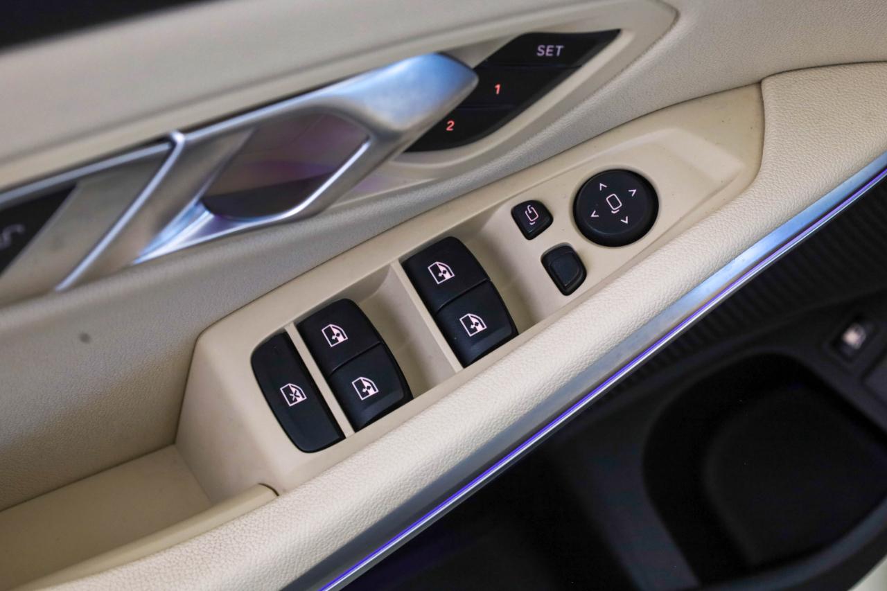 BMW 3 Series 330e Plug-In Hybrid North America 2021