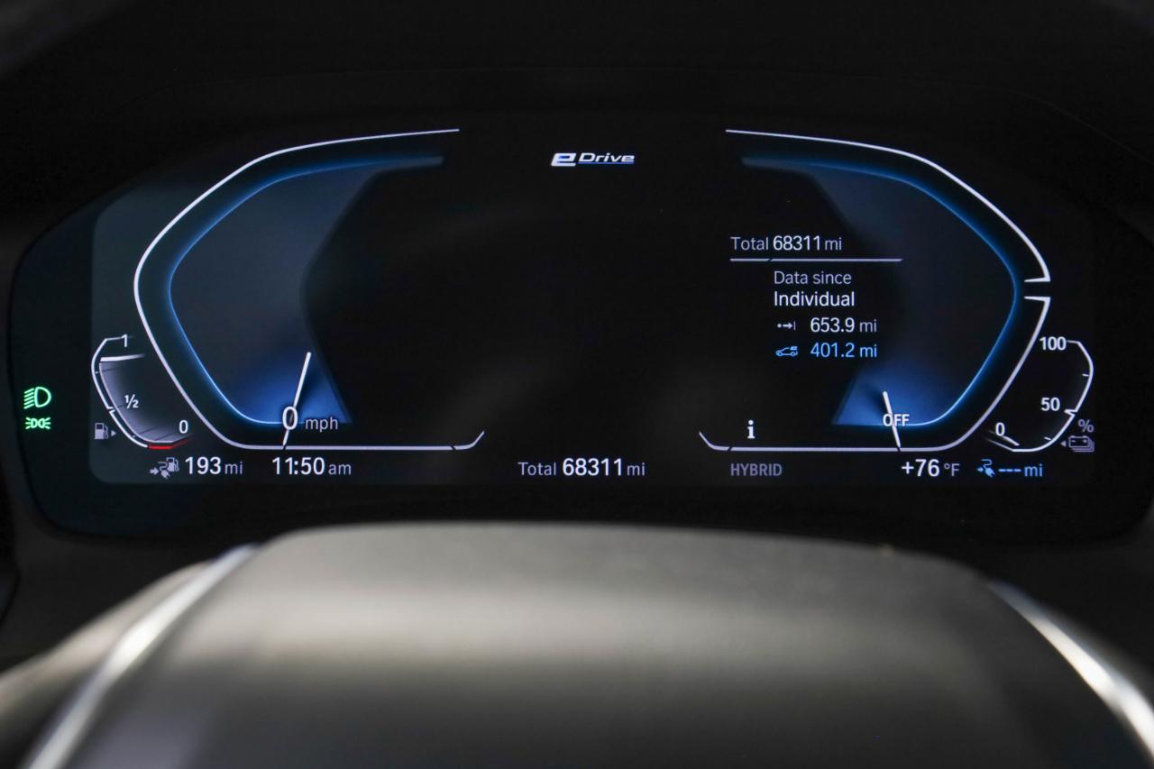 BMW 3 Series 330e Plug-In Hybrid North America 2021