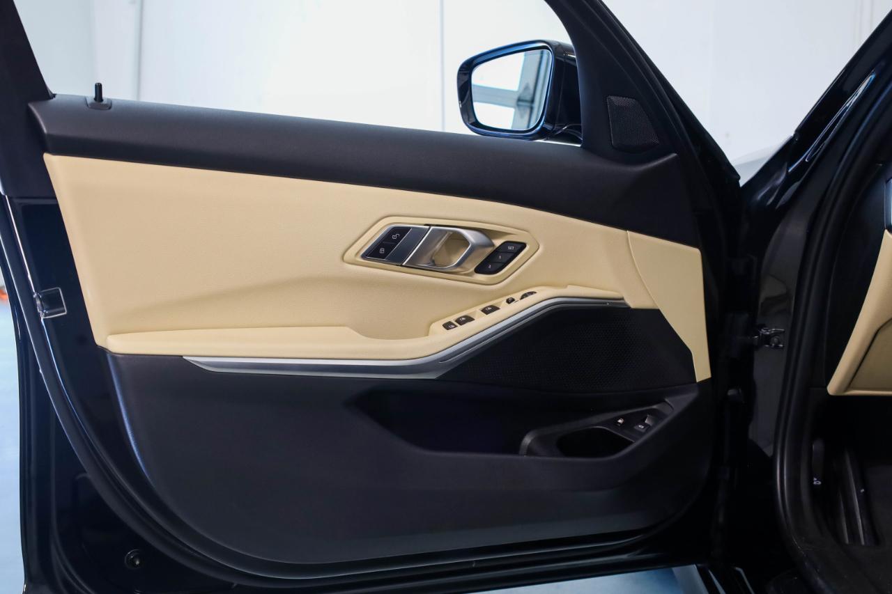 BMW 3 Series 330e Plug-In Hybrid North America 2021