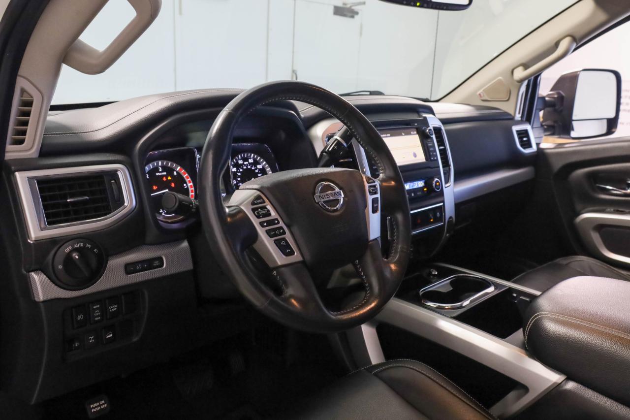 2018 Nissan Titan XD Pro-4X - Photo 13