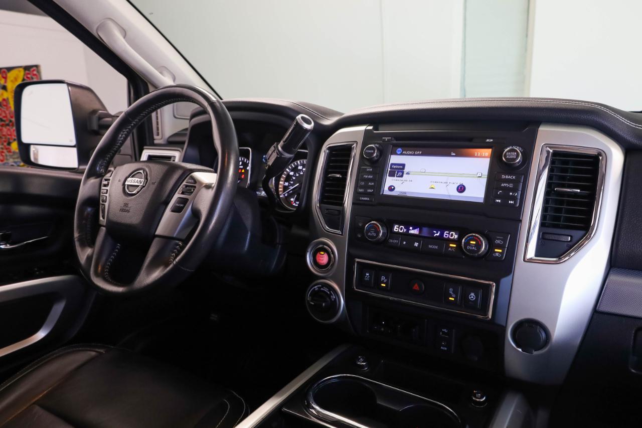 2018 Nissan Titan XD Pro-4X - Photo 16