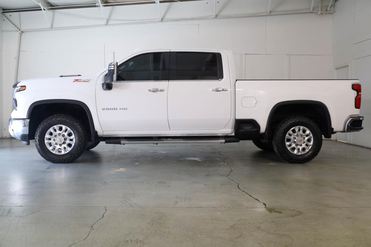 Chevrolet Silverado 2500HD 4WD Crew Cab 159" LTZ 2024