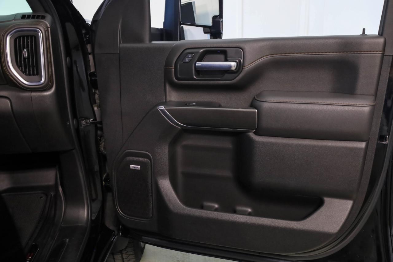 GMC Sierra 2500HD 4WD Crew Cab 159" AT4 2022