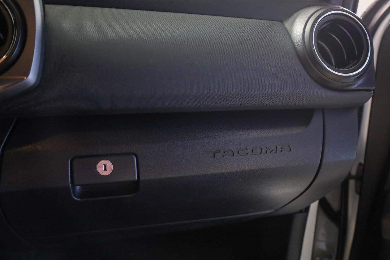 Toyota Tacoma 4WD SR Double Cab 5' Bed V6 AT (Natl) 2021