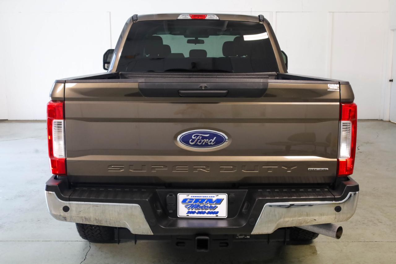 Ford Super Duty F-250 SRW XLT 4WD SuperCab 6.75' Box 2017