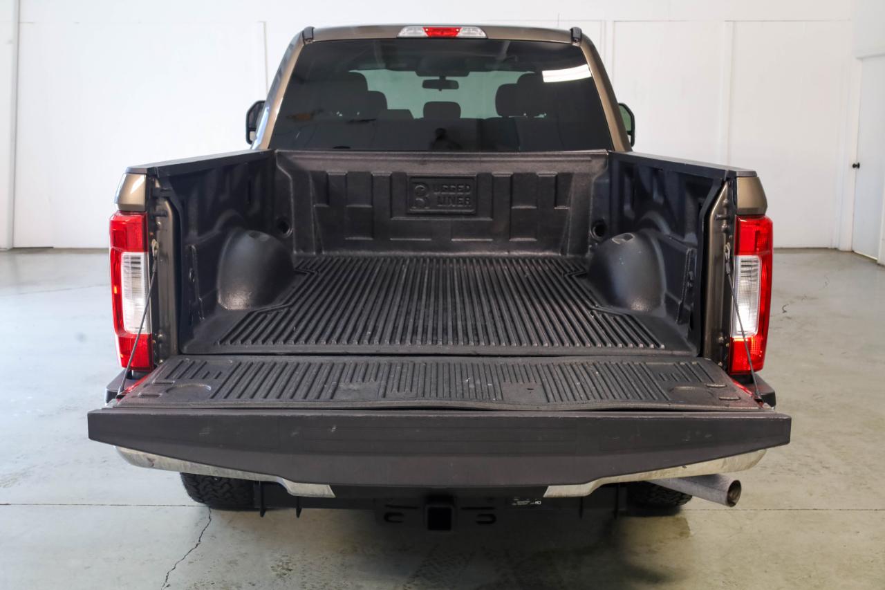 Ford Super Duty F-250 SRW XLT 4WD SuperCab 6.75' Box 2017