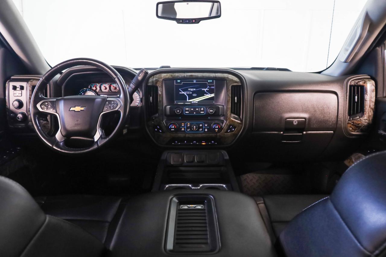 Chevrolet Silverado 1500 4WD Crew Cab 143.5" LTZ w/2LZ 2017