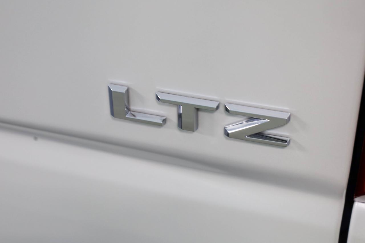 Chevrolet Silverado 1500 4WD Crew Cab 147" LTZ 2019