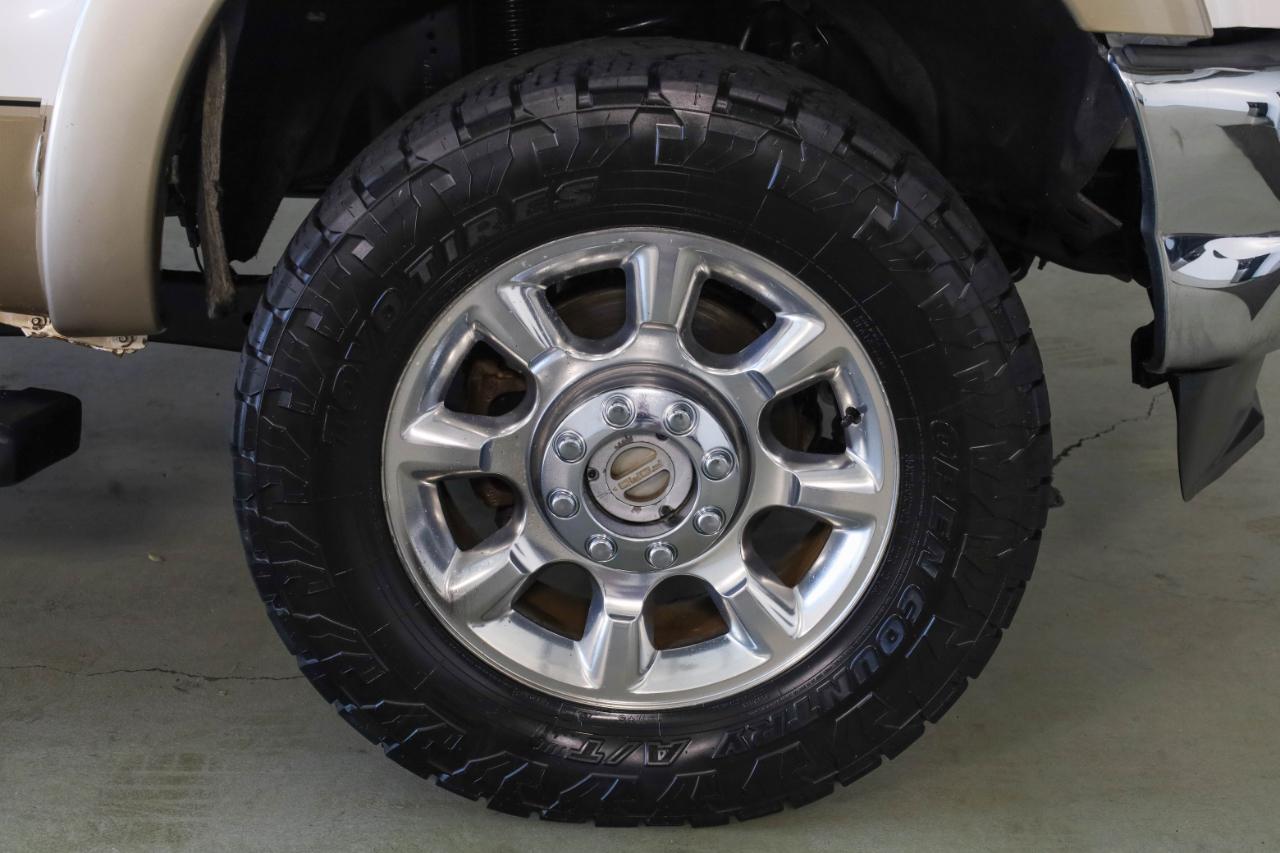 Ford Super Duty F-250 SRW 4WD Crew Cab 156" Lariat 2012