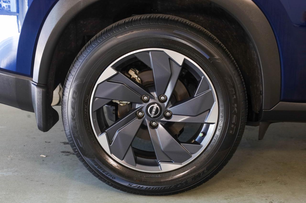 Nissan Rogue FWD SV 2024