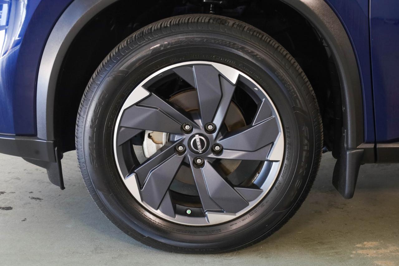 Nissan Rogue FWD SV 2024
