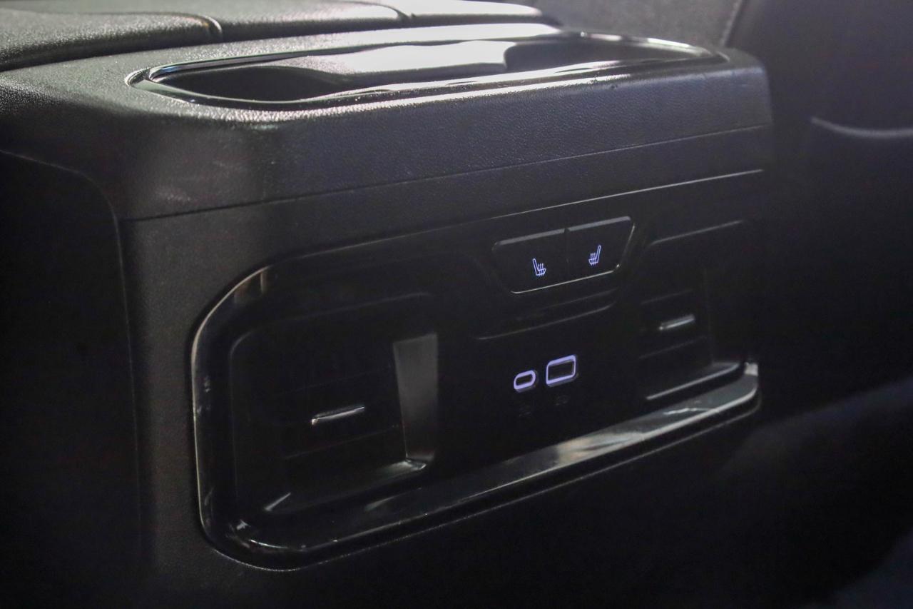 GMC Sierra 2500HD 4WD Crew Cab 159" AT4 2024