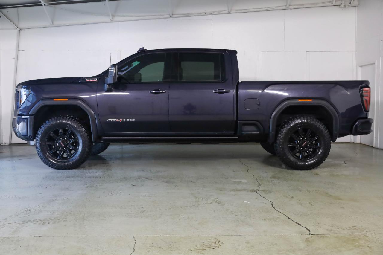 GMC Sierra 2500HD 4WD Crew Cab 159" AT4 2024