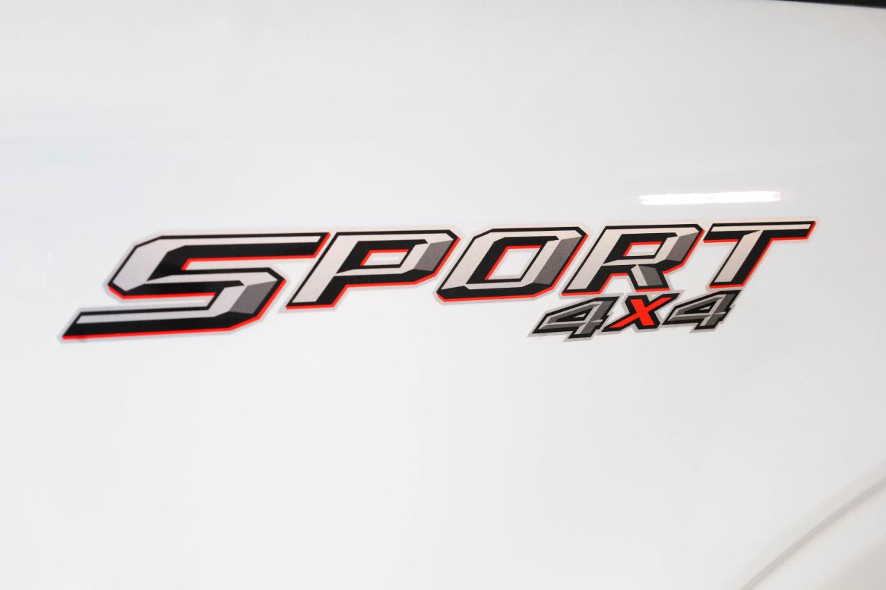 Ford F-150 4WD SuperCrew 145" Lariat 2023