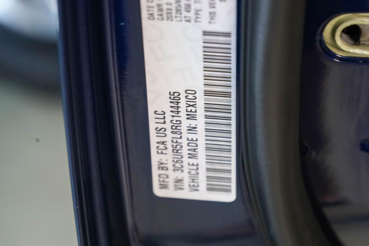 RAM 2500 Laramie 4x4 Crew Cab 6'4" Box 2024