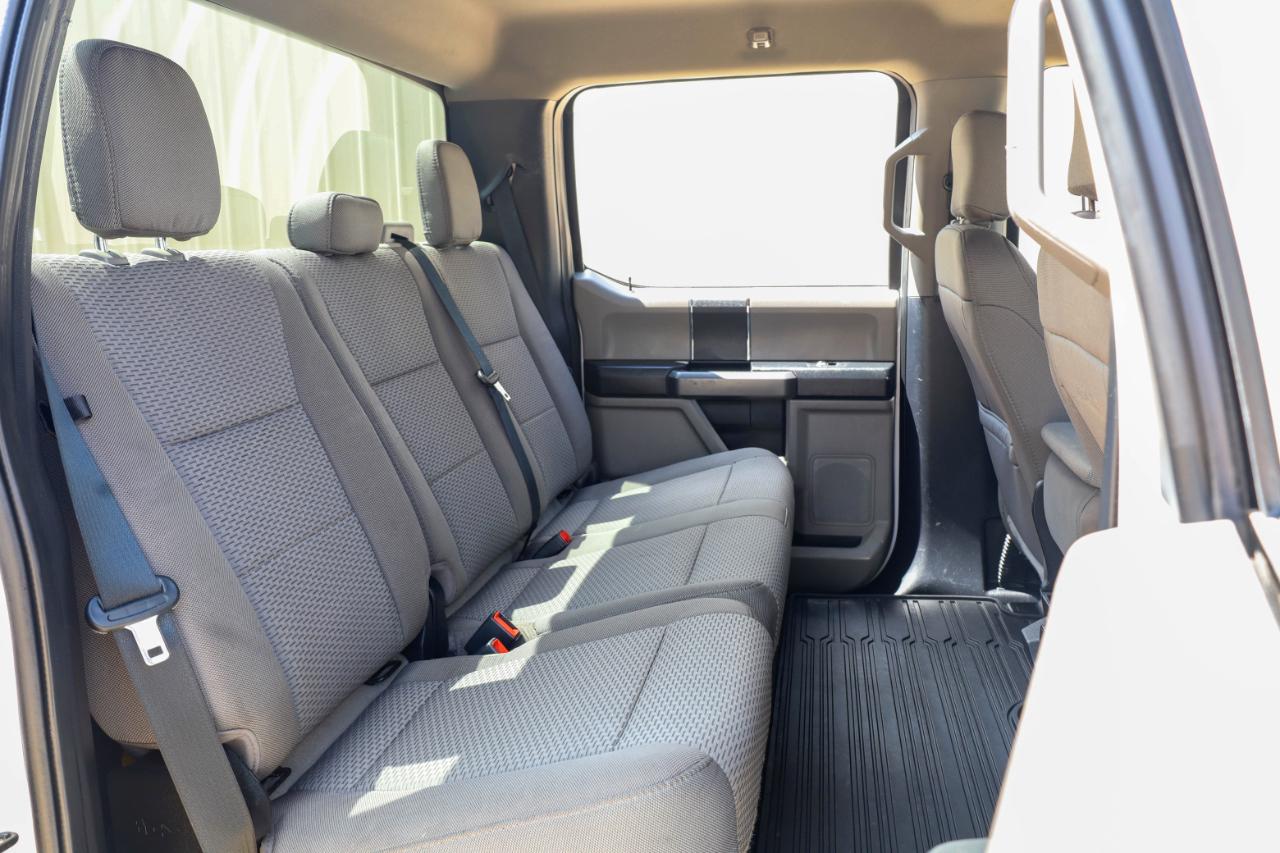 Ford Super Duty F-350 DRW XLT 4WD Crew Cab 179" WB 60" CA 2020