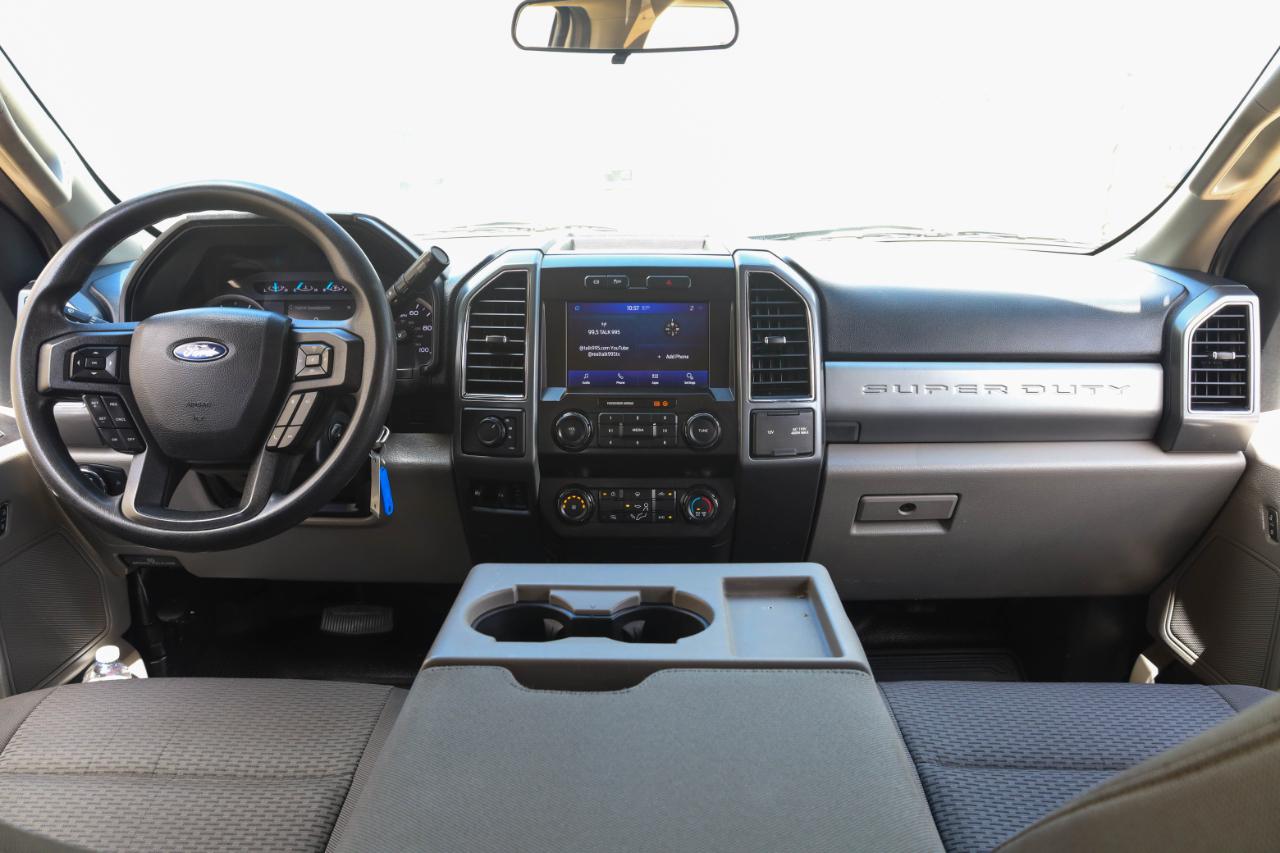 Ford Super Duty F-350 DRW XLT 4WD Crew Cab 179" WB 60" CA 2020